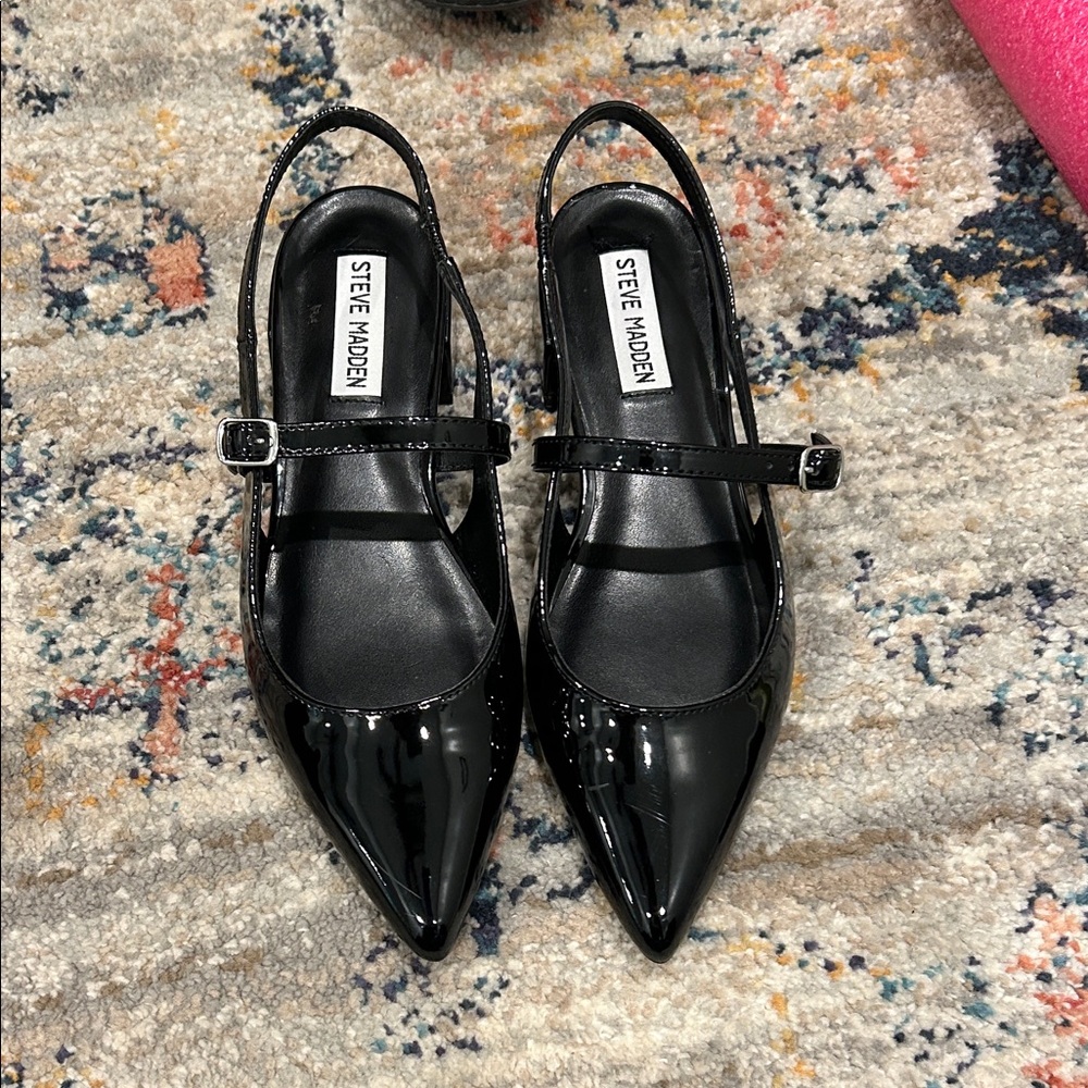 Steve Madden Black Point Toe Patent Leather Flats